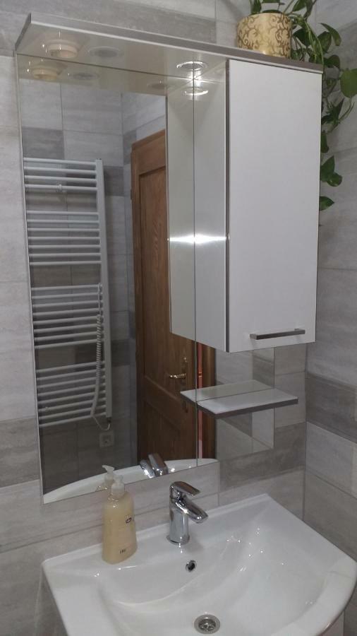 Apartment Zaklopatica Lastovo 外观 照片